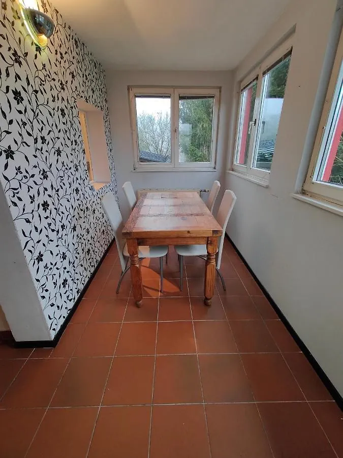 Casa de Férias Gemuetliches Haus Mit Schoenem Garten Viena